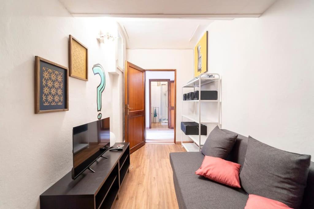 Central And Cozy Loft With Courtyard Bologna Eksteriør billede